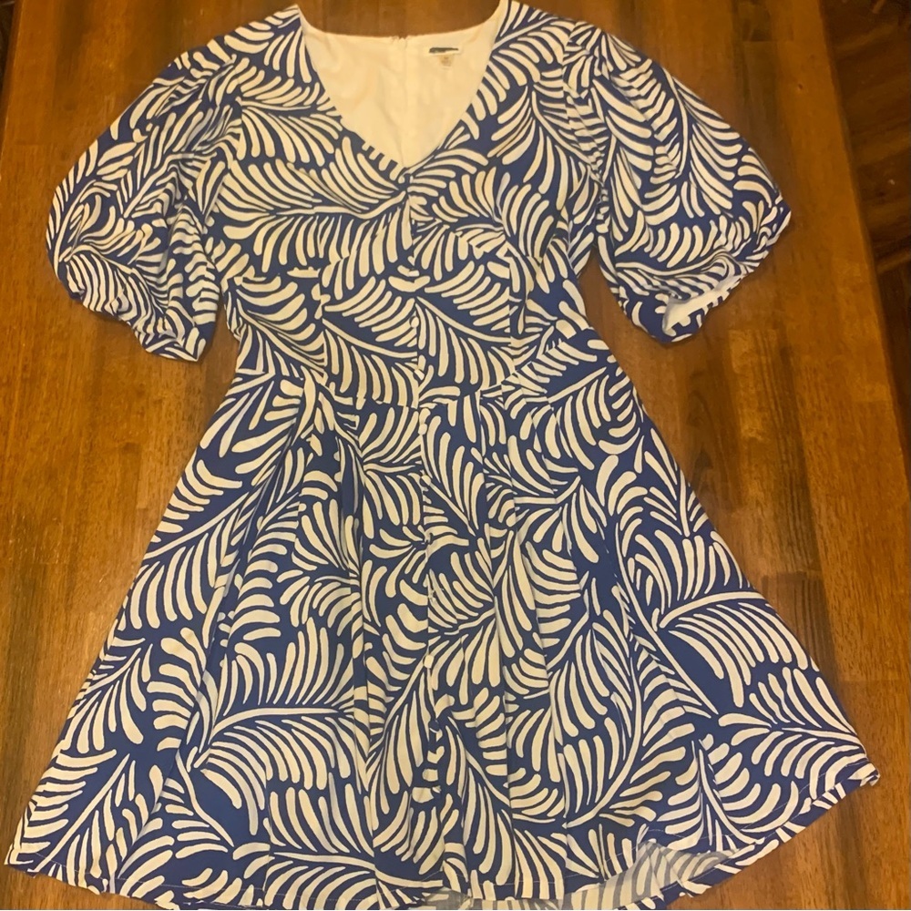 Versona Dress Medium Royal Blue White Palm Pattern Pockets Puff Sleeves